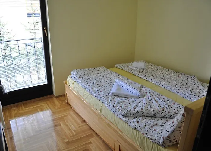 アパート Vidic ズラティボール